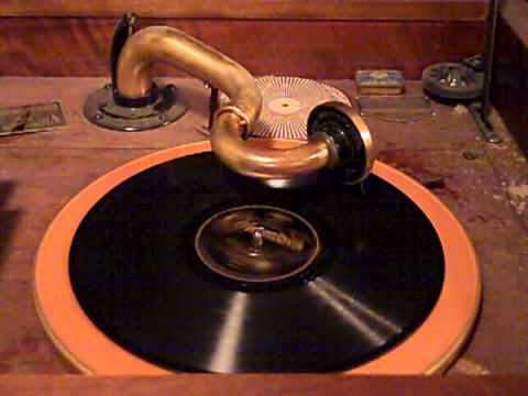 ERNIE GOLDEN'S ORCHESTRA VIVA-TONAL IRVING KAUFMAN - HELLO MARGOT! - ROARING 20'S VICTROLA