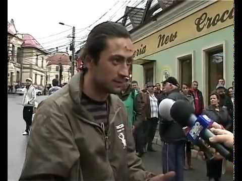 VIDEO de senzație: Ăsta e cel mai tare interviu: "Stăteam liniștit și beam o apă "MENERALĂ", c&acirc;nd...fum, fum, arde focu', arde focu'"