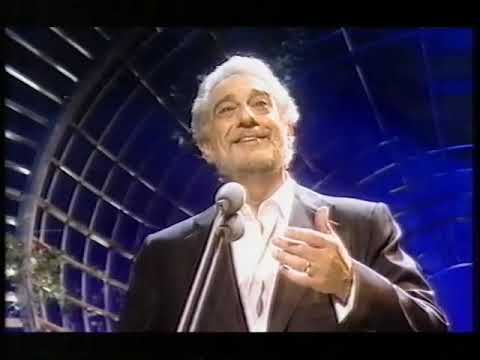 Placido Domingo duet with Rolando Villazon "Non ti scordar di me", 2006 Classical BRIT Awards