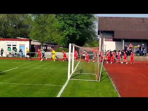 Einlaufen der Mannschaften, TV Herlikofen - SGM Alfdorf/Hintersteinenberg am 12.04.2024