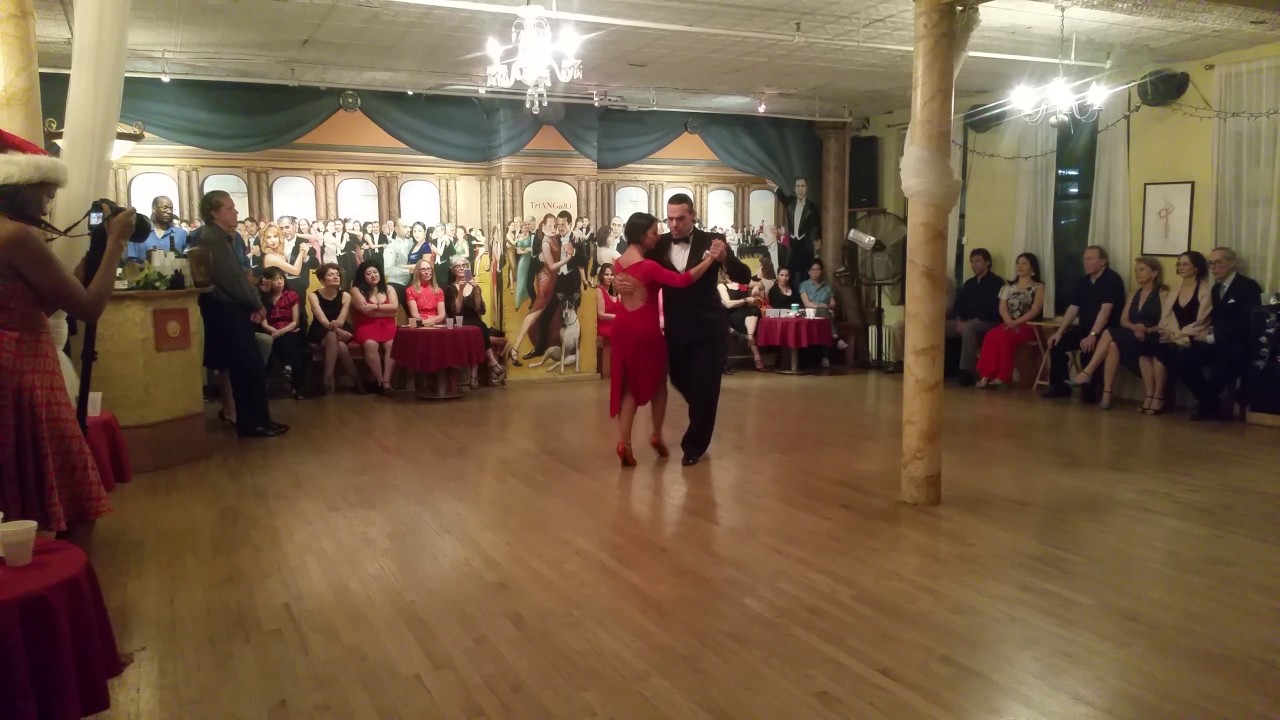 Argentine tango: Junior Cervila & Guadalupe Garcia - En un beso la vida