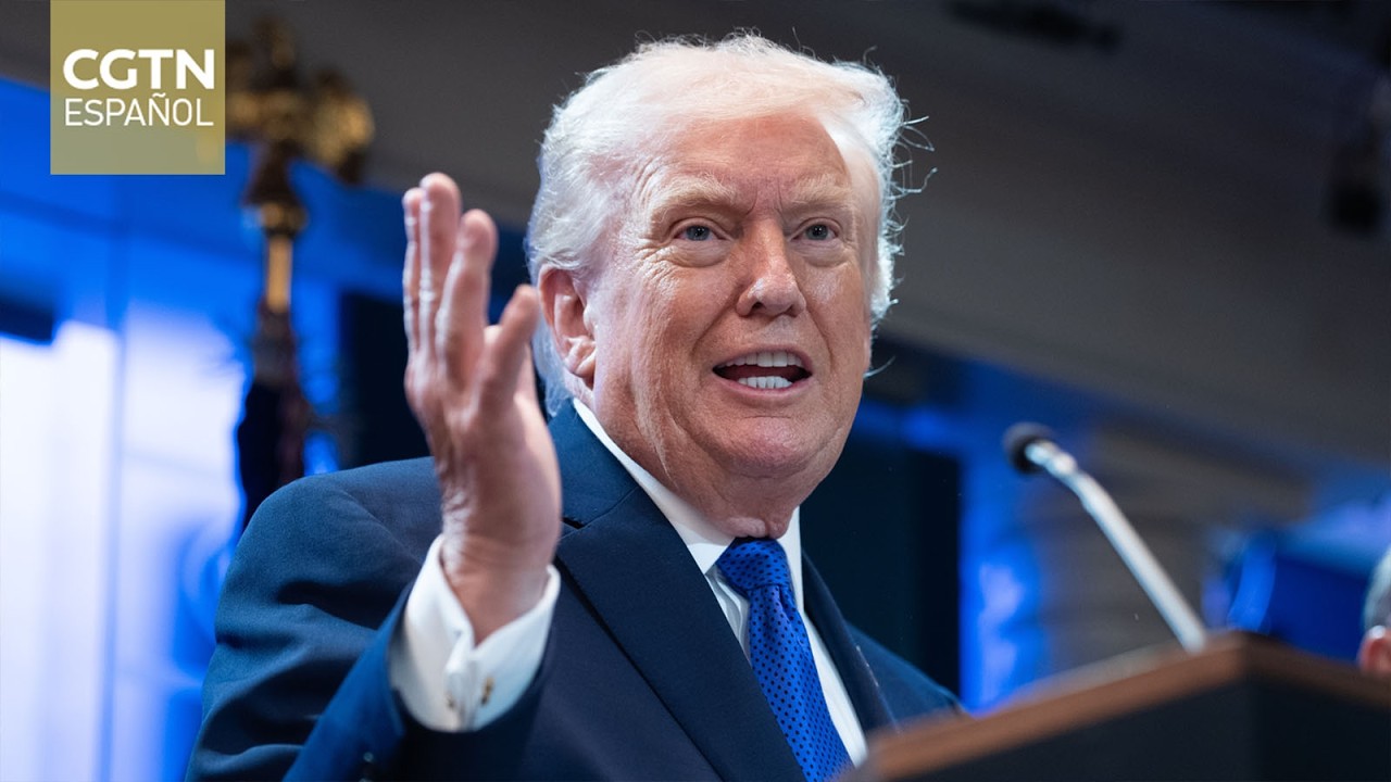 Trump anuncia orden para imponer arancel global de 10 %