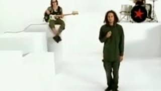 Rage Against the machine guerrilla radio official video with lyrics