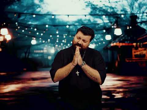 B. Piticu  - Stau la coada la iubire | Videoclip Oficial