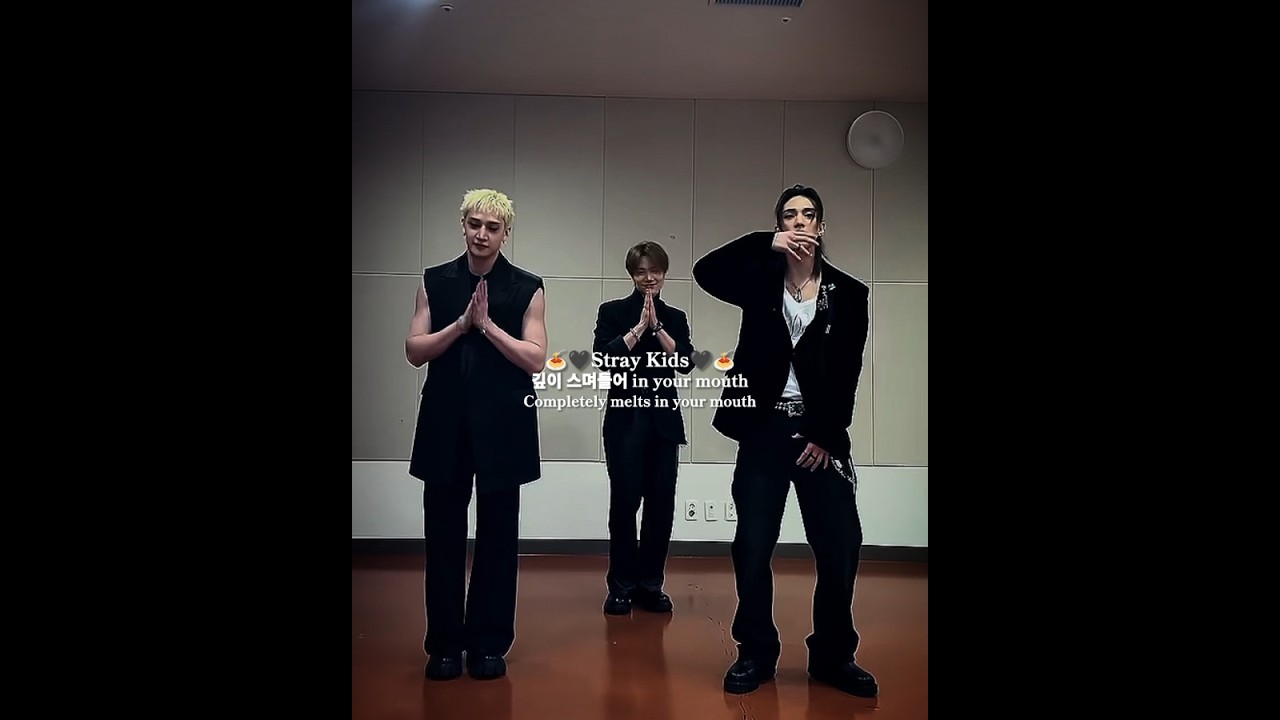 𝘚𝘵𝘳𝘢𝘺 𝘒𝘪𝘥𝘴 - 𝘥𝘢𝘯𝘤𝘦 𝘚𝘗𝘈𝘎𝘏𝘌𝘛𝘛𝘐 - 𝘓𝘌 𝘚𝘚𝘌𝘙𝘈𝘍𝘐𝘔. 🍝🖤❤️ #straykids #straykidsstay #스트레이키즈 #shorts