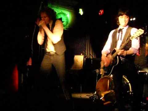 Daddy Long Legs - You'll be mine ( Live May 2014 )
