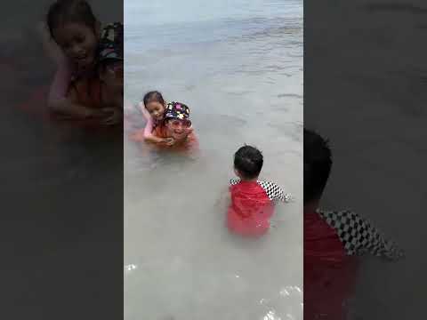 Pundaquit,San Antonio Zambales (Island hoping family bonding)