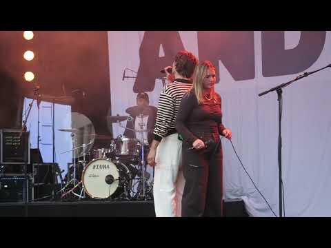 Andryy & Livv - Wänn Die Wält Wür Ände