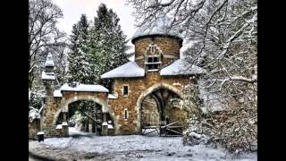 Rod Stewart White Christmas Video