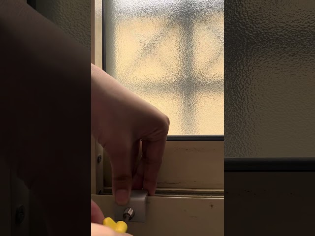 قفل امان للنوافذ والأبواب السحاب لتأمين ( قطعتين ) المنزل وضبط حركة الأطفال ومنع الفوضى