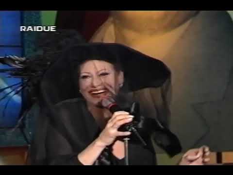 Mirna Doris, Wilma De Angelis e Giovanna cantano 'Le sette vedove' di Nisa e P. G. Redi, 1939.