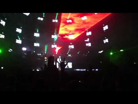 Global Gathering 2011 - ARMIN VAN BUUREN - Simon Patterson & Greg Downey Feat Bo Bruce - Come To Me