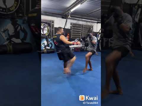 Quando a experiência fala Maia alto kkk