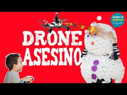 DISPARANDO CON DRONE A MUÑECO DE VASOS // Juegos y Juguetes en Familia