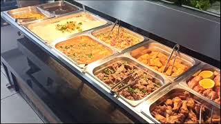 No Rei da Chapa tem o combo de feijoada por R$ 30 reais, almoço com 3 tipos de carne aos sábados, 10 pratos nas marmitas todos os dias e acompanhamento de saladas ou sobremesa com refrigerante nas marmitas