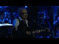 When It Comes To Love - Foreigner with the 21st Century Symphony Orchestra & Chorus - 06of17