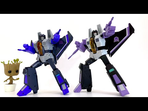 Scale Comparisons: Takara vs Deformation Space - Skywarp