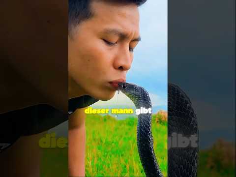 Er gab dieser Schlange Wasser 💚🐍