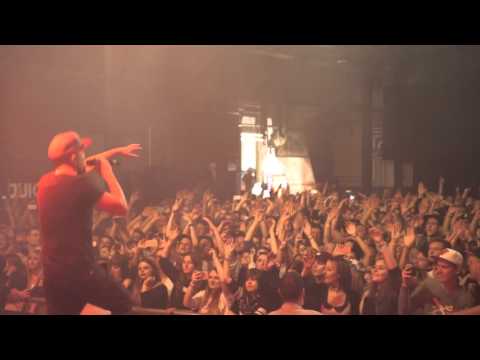 Catch A Fire mit Beginner, Cro, die Orsons, Dajuan, Nico Suave, D-Flame... live vom 31.10.2015