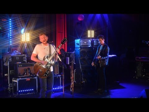 Kings Of Leon cover Robyn’s Dancing On My Own