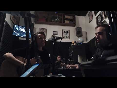 Los Besos - Helados verdes (en vivo) en Dale Luz al Instante