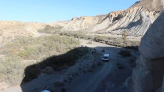 preview picture of video 'Rondando anuncio en la rambla de Tabernas, Almería'