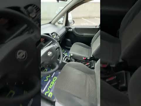 фото opel zafira  0