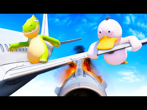 Trying to SURVIVE a Plane Crash - Party Animals Gameplay