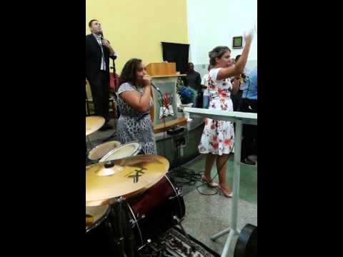 Jaqueline Souza e Ester Freitas