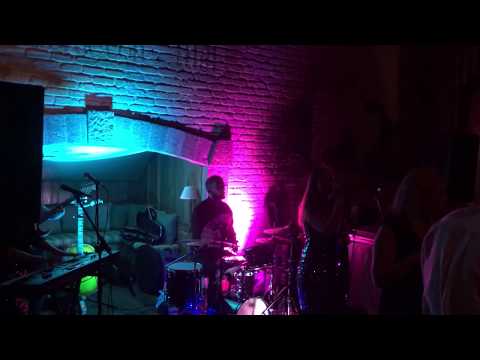 Upbeat Generation -Wedding (Finally- Cece Peniston)