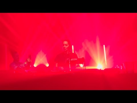 DEBORAH DE LUCA - I GO OUT @ London 2022 by @domelove   [ 4K ]