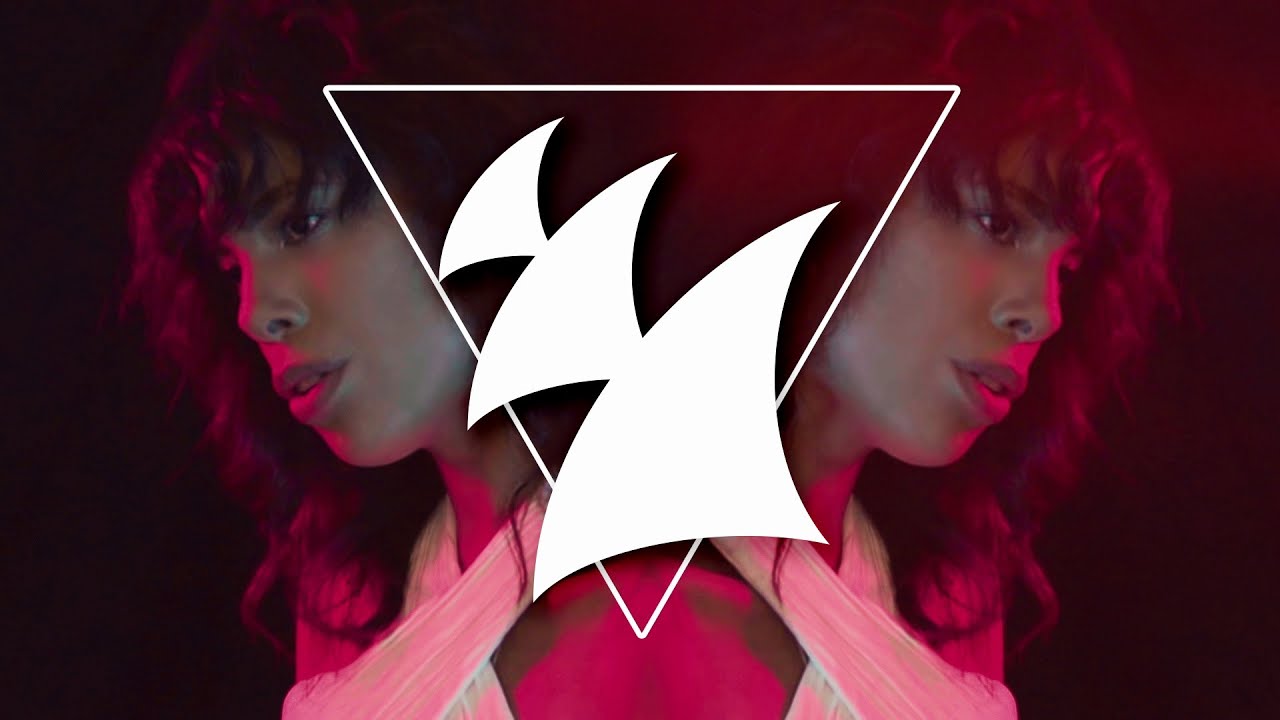 Pyramids In Paris & David Zowie ft. Esty Leone — Main Attraction