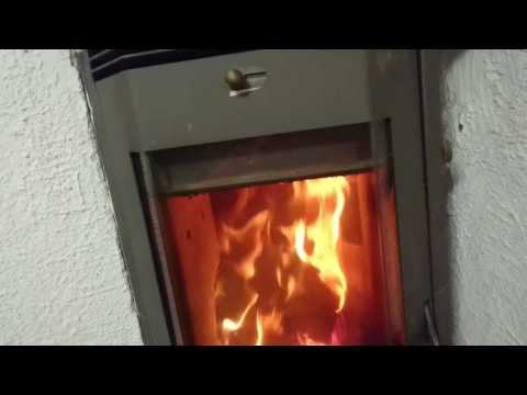 Holzofen Scheibe schwarz zieht nicht: Luftsystem im Kamin säubern