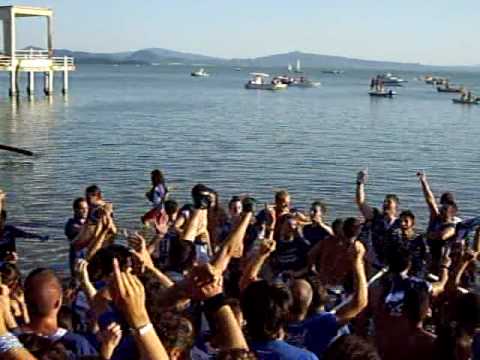 Palio delle barche 2009 dominato dal rione centro 2 "il luccio"