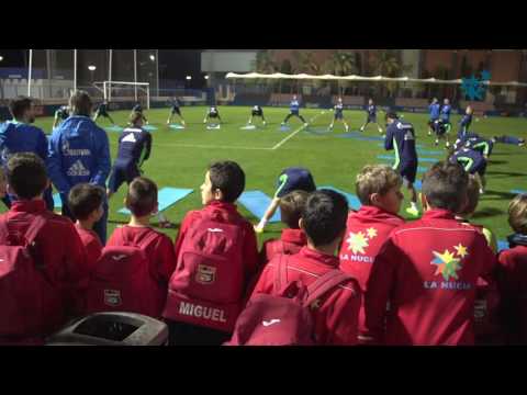 El equipo alemán del Schalke 04 entrena en #LaNuciaCiudadDelDeporte