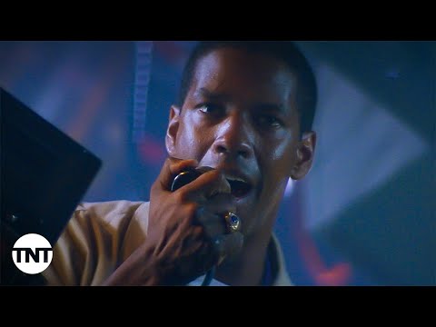 The U.S.S. Alabama Is Attacked by a Russian Submarine [CLIP] | Crimson Tide | TNT