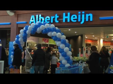 Supermarkt in Nieuwerkerk aan den IJssel zet klanten zelf aan het werk