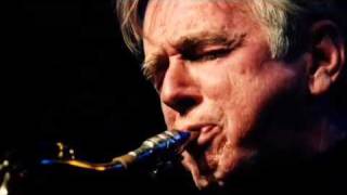 Steppin' Out - Bennie Wallace