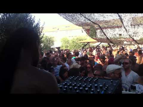 Timmy Regisford @ Rome pool party 2011 for IPM... pt 2
