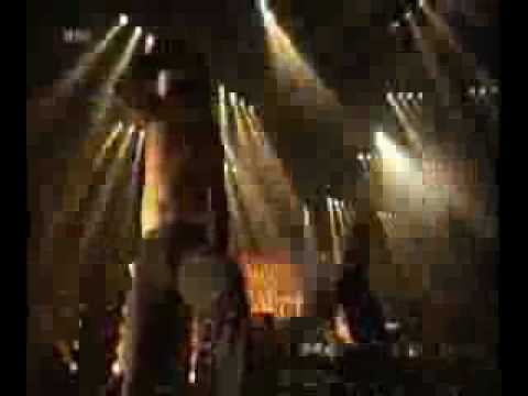 Amon Amarth - Runes To My Memory ( live Wacken Open Air 2006 )