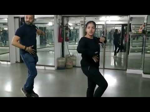 Rohit MJ danve choreographed by me on meri mummy ko.pasand mahi tu 