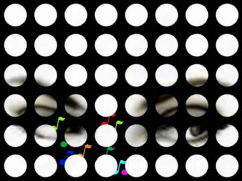 Sela mušica na grančicu-sadla muška na konarik