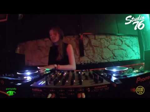 Charlotte de Witte Techno Live Set | Partyinfo