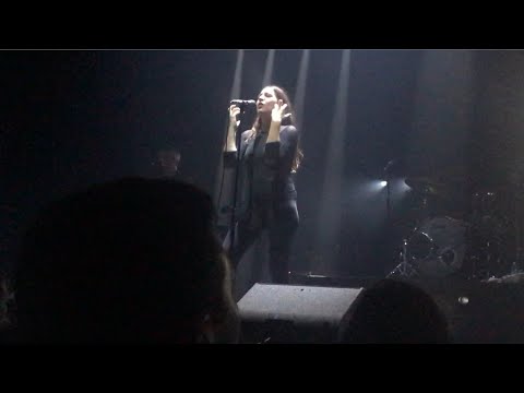 Izïa - Esseulés (CONCERT Rocher de Palmer - Cenon - 15 nov 2019)