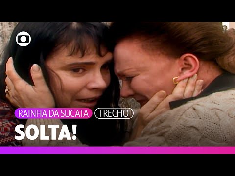 Maria do Carmo is released! | Queen of the Scrap Heap | TV Globo