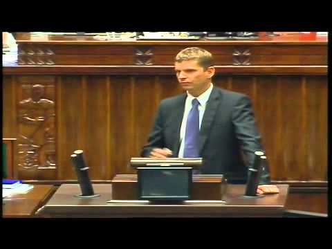 Dariusz Piontkowski krytykuje ministerstwo edukacji i wzywa do zmian