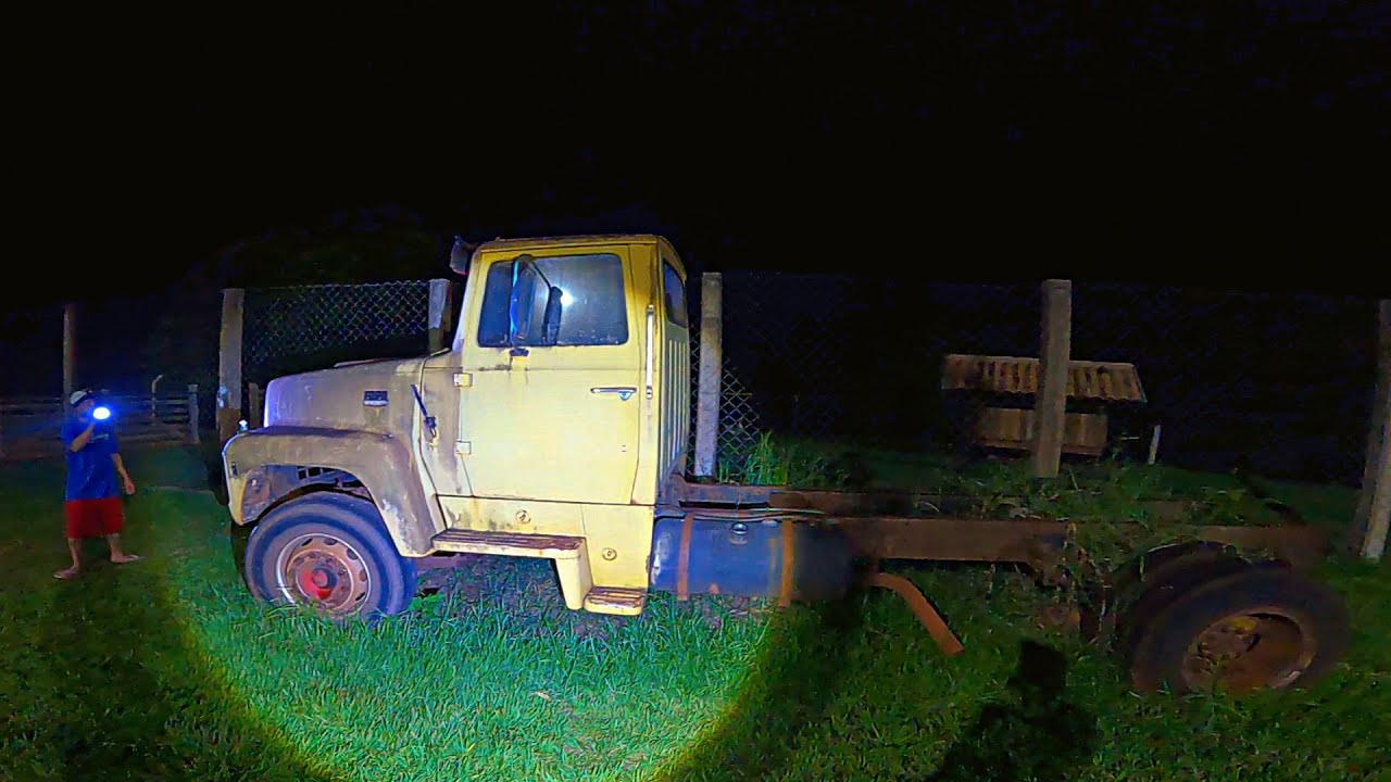 CAMINHÃO LIGA SEM MOTOR E QUASE ATROPELA A EQUIPE