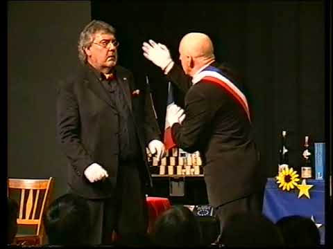 Martin Graff und Klaus Spürkel im Grenzkabarett: Der korrekte deutsch-französische Kuss