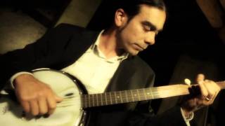 Raleigh and Spencer - Clawhammer Banjo