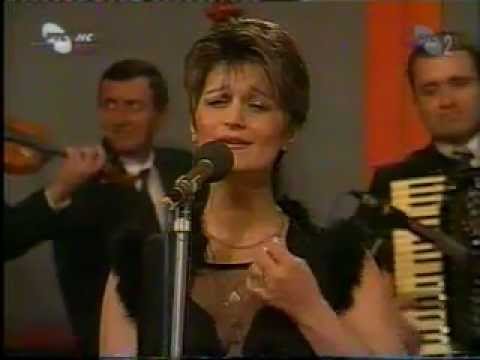 Nina Pavić "Pomračina,celo selo spava"- UŽIVO